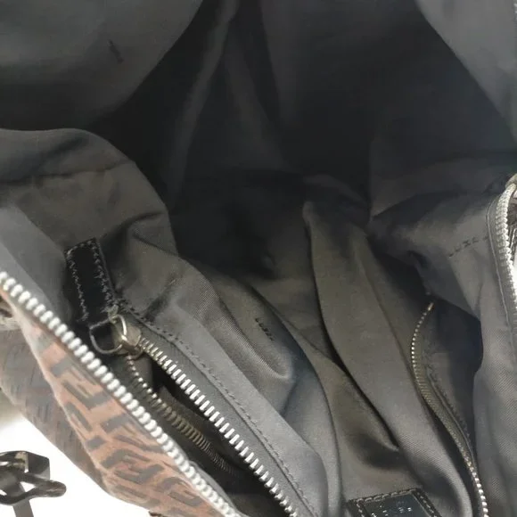 Fendi Shoulder Bag Brown Canvas TRAVEL BAG  DIAPER BAG - Picture 9 of 16